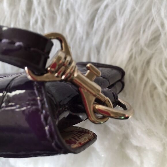 Liz Claiborne Wristlet/clutch/ Fits Big Phones - Picture 6 of 8